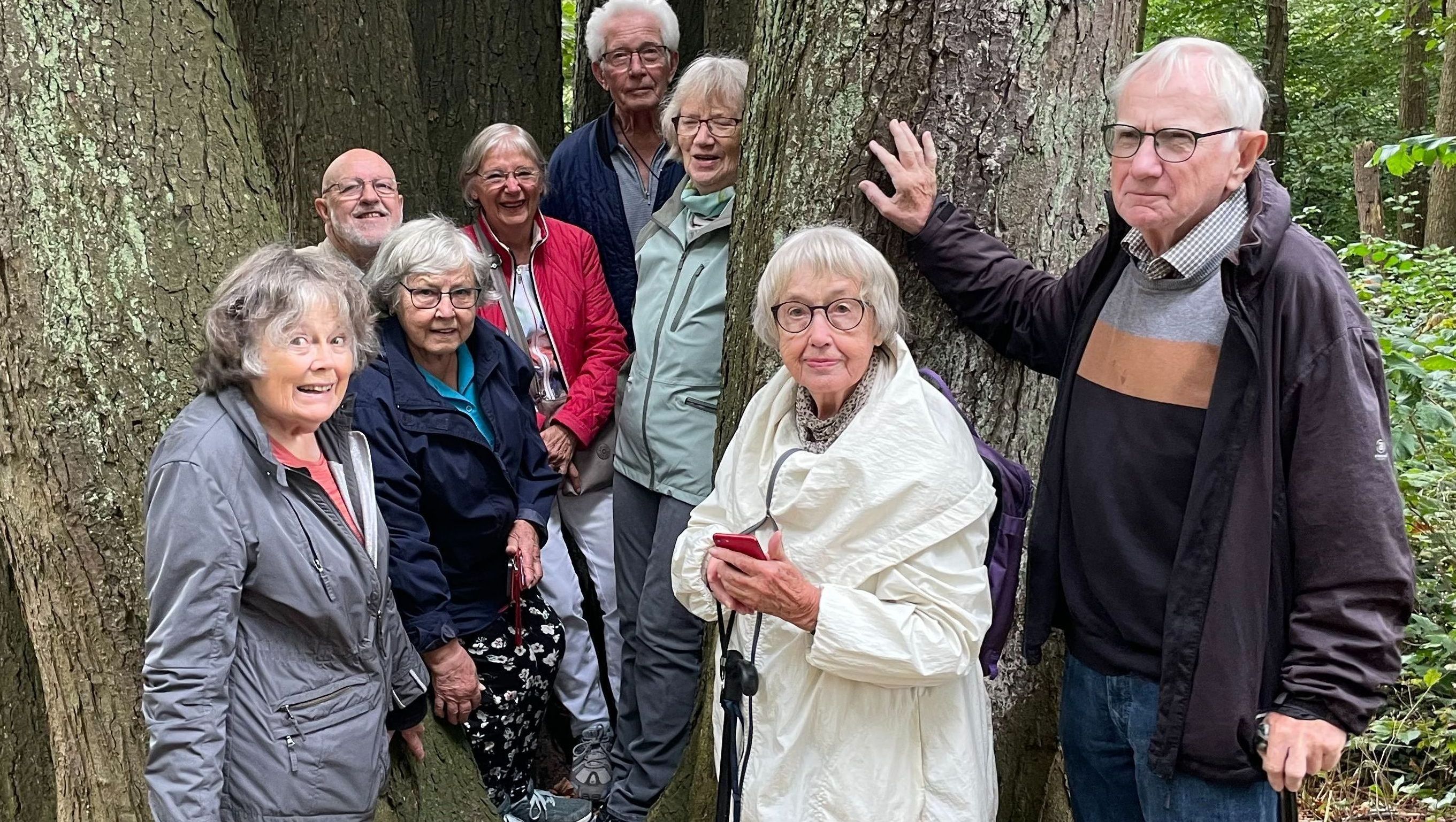 Gågruppen ved Dalum Kirke