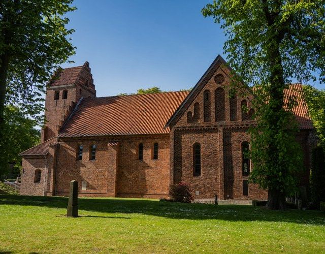 Dalum Kirke