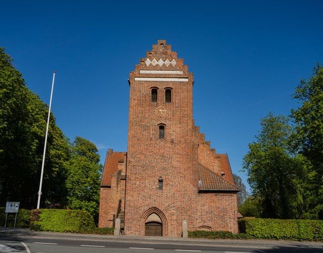 Dalum Kirke 